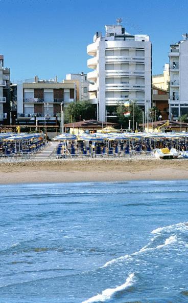 Park Hotel Cattolica Exterior foto